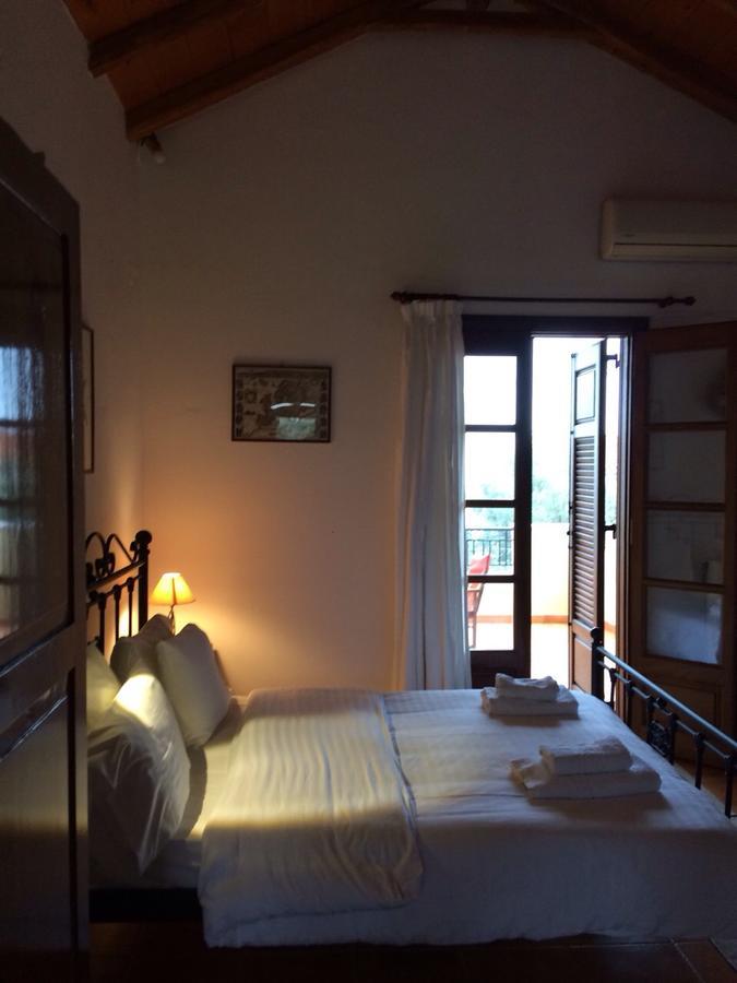 Alexandraki Rooms Poulithra Exterior photo